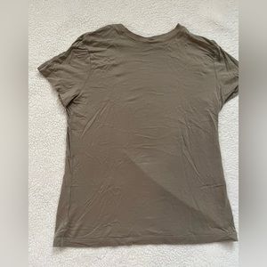 Selling a target brand x small shirt